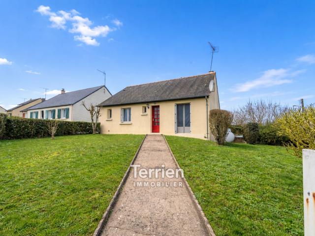 Maison proche du centre bourg avec son joli terrain