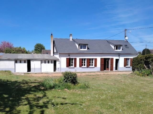 Maison proche de Bonneval 115 m2 avec 4 chambres