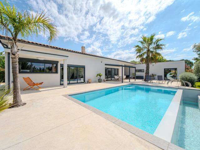 Maison Proche Sommieres 180m² Lecques