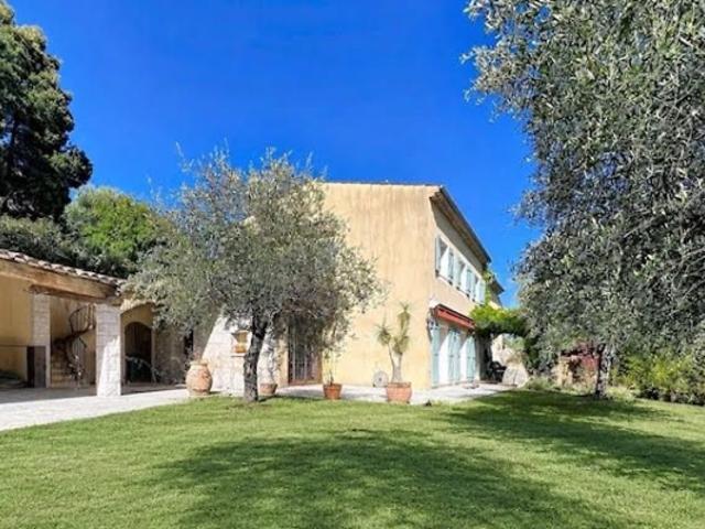 Maison Provençale 203 m2
