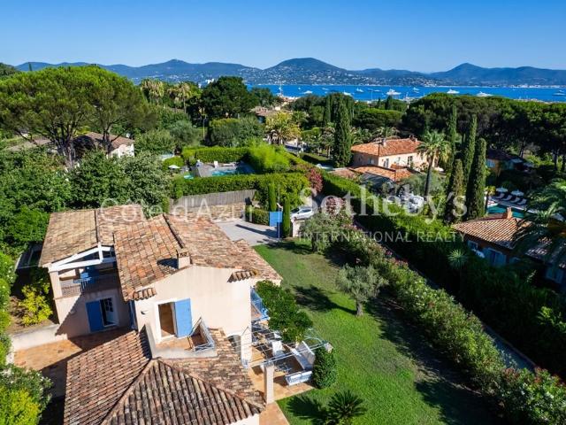 Maison provençale à vendre à Saint Tropez, proche centre, av. 190m² Saint Tropez