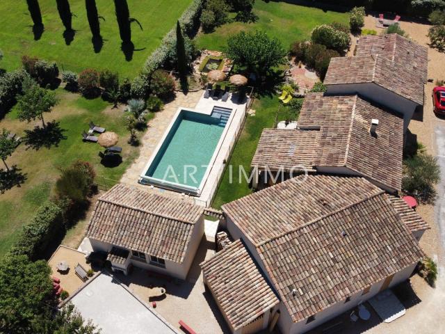 Maison Provençale Avec Gite, Piscine Et Terrain Constructibl. 183m² Cavaillon