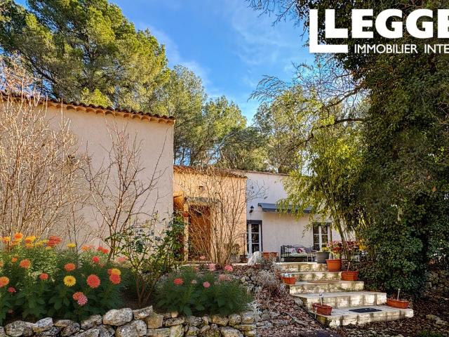 Maison provençale sur terrain de 5 180 m² avec potentiel d’extension – Saint CannatProche Aix en Provence
