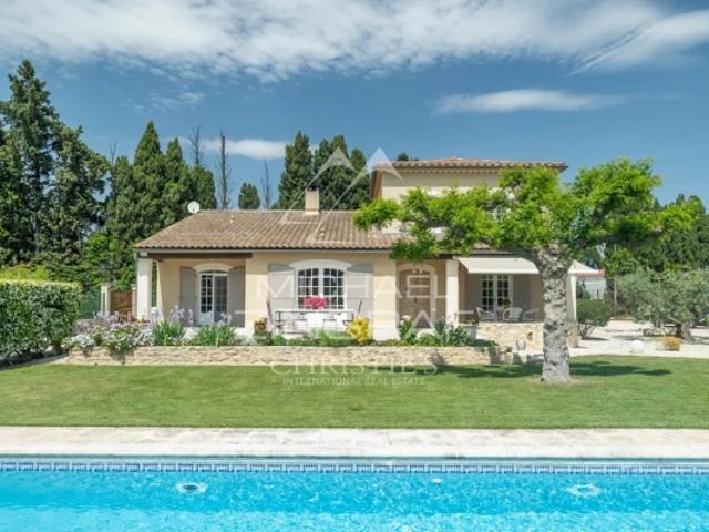 Maison Provencale proche Saint Remy de Provence