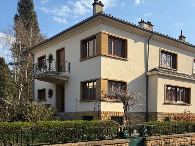 MAISON Quartier Vacquinière 163 m2 4 chambres Jardin Garage