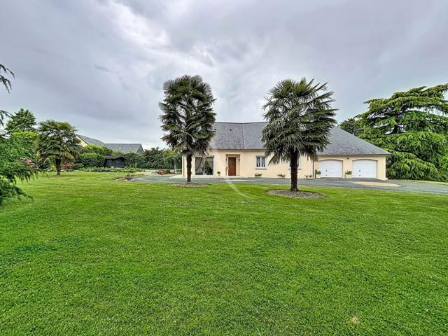 Maison Quelaines Saint Gault 5 pièce s 114m2