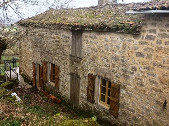 Maison Quercynoise en cours de rénovation 80m² Saint Antonin Noble Val