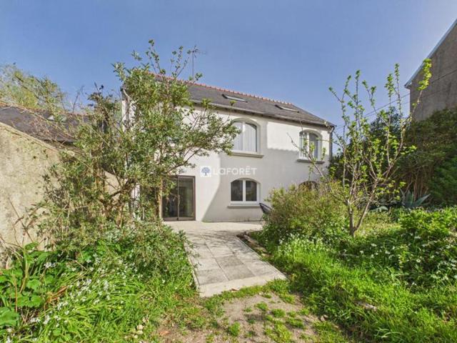 Maison QUIMPER 6 Pièces 174 m²
