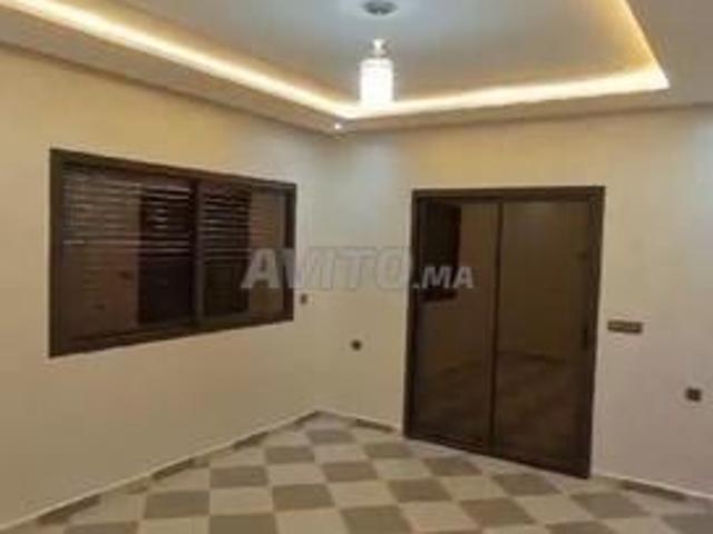 Maison R+2 commerciale à vendre 96 m2 Sakan Khass