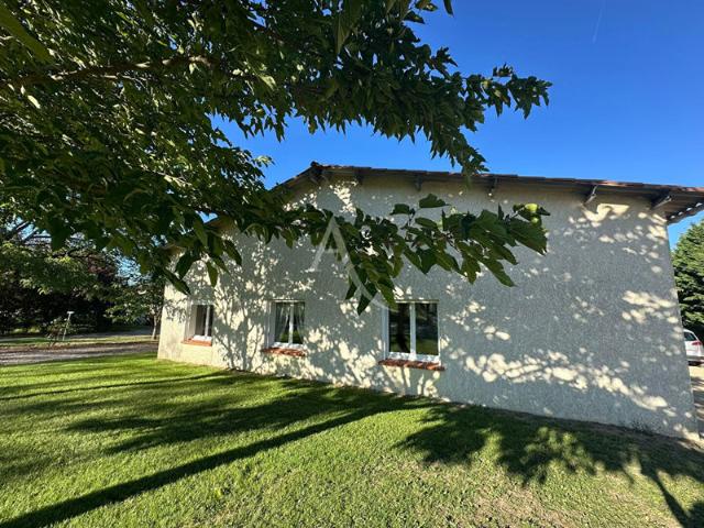 Maison RMONTASTRUC OU ST SULPICE 4 pièce s 90 m2 GRAND JARDIN