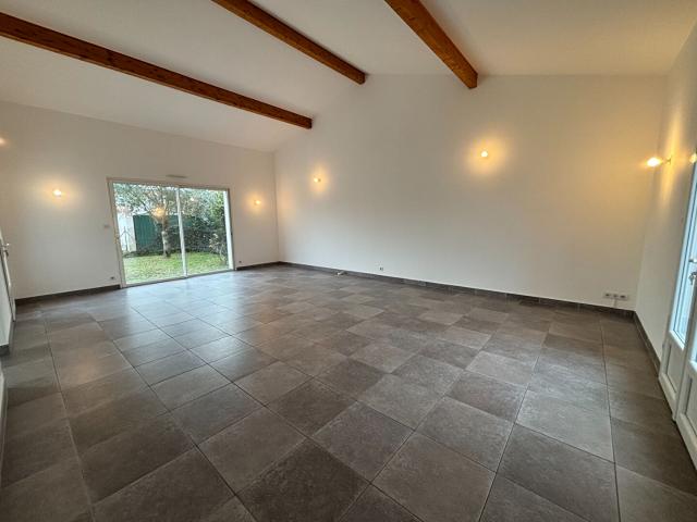MAISON ROYAN 5 pièce s 131.47 m2