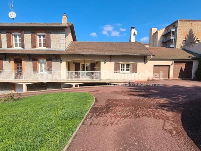 Maison Rozier En Donzy 7 pièce s 184 m2