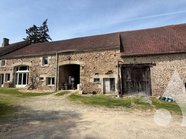 Maison Roches 6 pièce s 196 m2