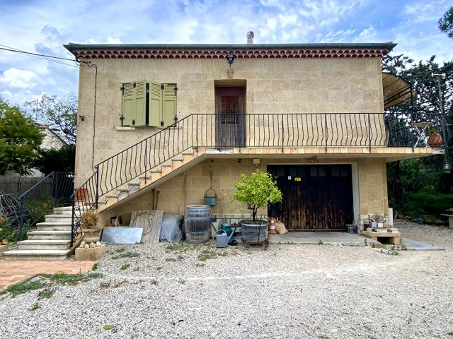 Maison Rognes 4 pièces 95 m2 sur 1000m2 de terrain