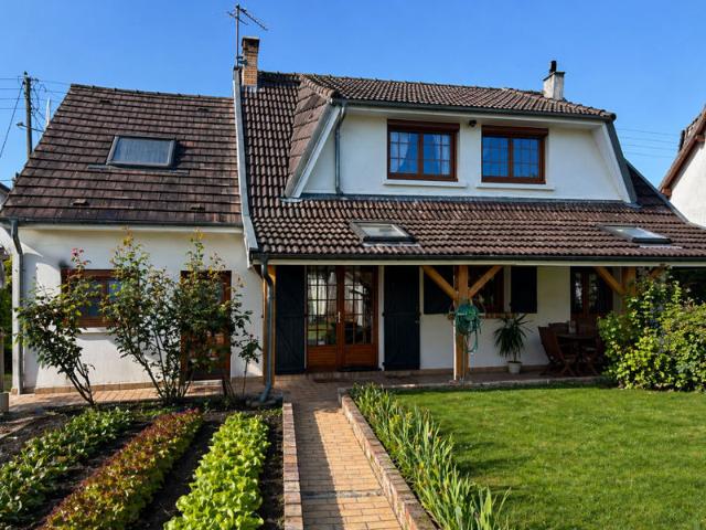 Maison Roissy En Brie 5 pièce s