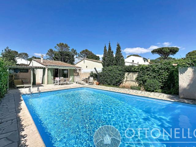 Maison Roquebrune sur Argens 3 pièces 51.10 m2 sur 310 m2 de terrain avec piscine et garage
