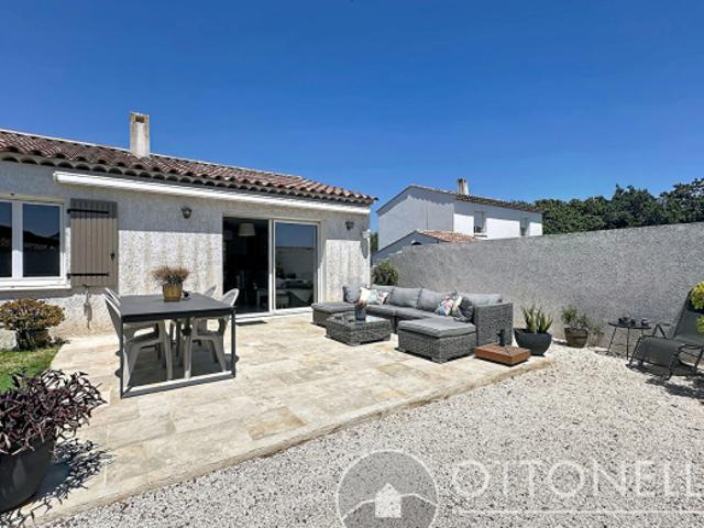 Maison Roquebrune Sur Argens 4 pièces 81,73 m2 sur 547 m2 de terrain avec garage