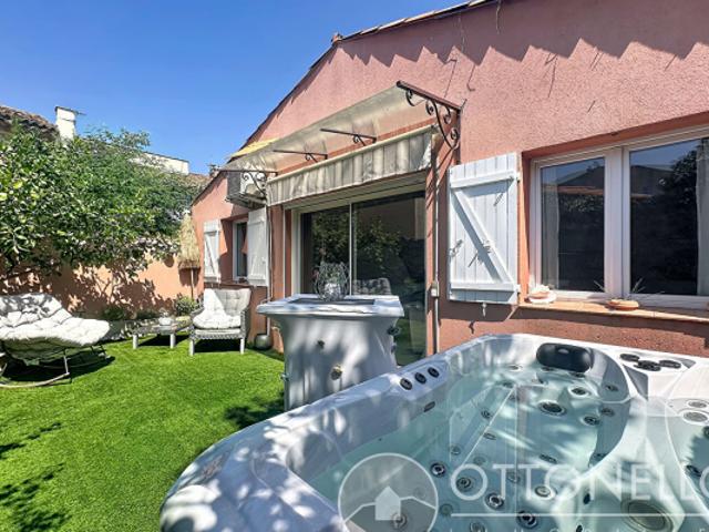 Maison Roquebrune sur Argens 91,73 m2 avec jardin et garage