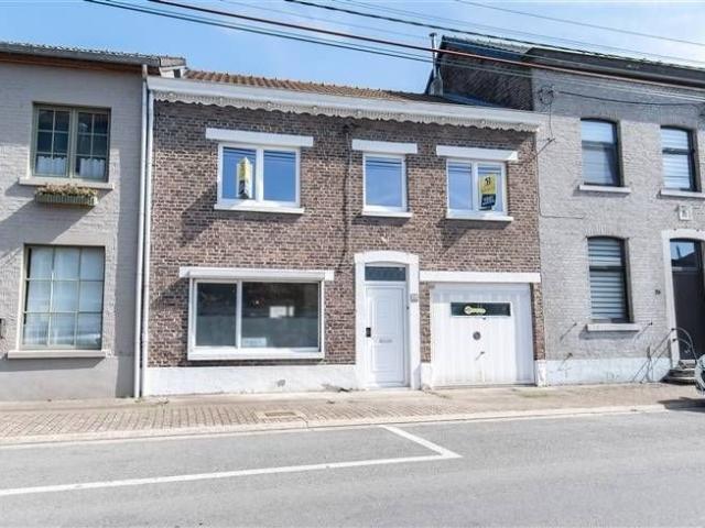 MAISON RÉCEMMENT RENOVÉE À VENDRE À GLONS