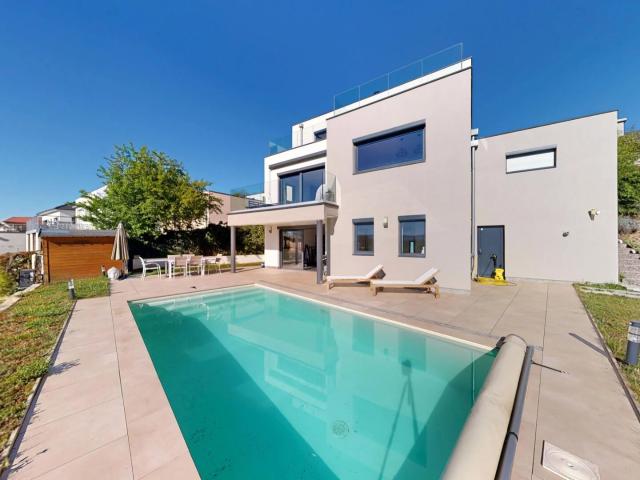 Maison récente 8 pièces à vendre à Besançon Réf 6984