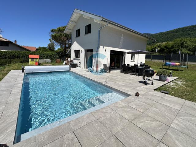 Maison récente 2022 avec piscine 3 chambres Garage Cra