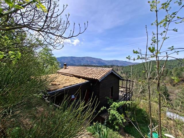 Maison récente 2 pièces à vendre à Aujac avec magnifique vue. 40m² Aujac