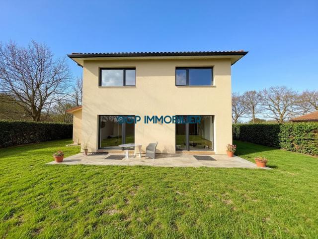maison récente + terrain 7000 m2