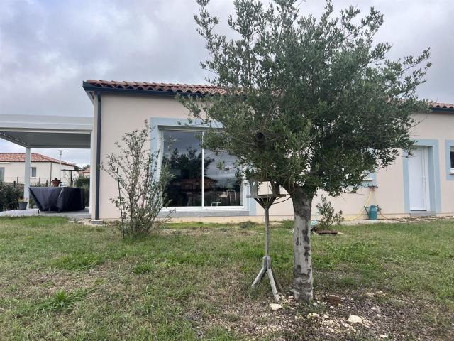 Maison récente avec Garage 92m² Lalbenque