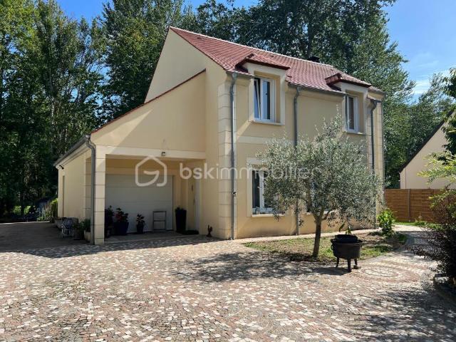 Maison récente dans la Vallée de la Juine