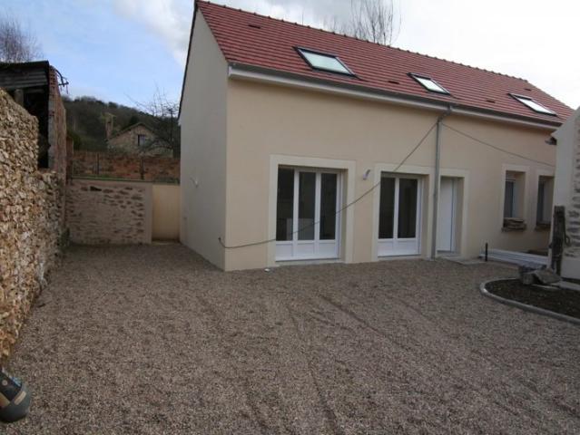 MAISON RECENTE DE 7 PIECES, 141 m2 SUR 450 M2 DE TERRAIN