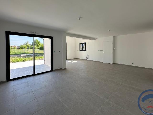 Maison récente de 2024 6 pièces 5 chambres 140 m2 Savonnières