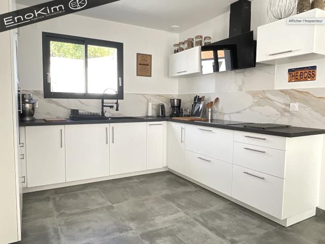 MAISON RECENTE DE PLAIN PIED AVEC GRAND GARAGE PROCHE CENTRE VILLE