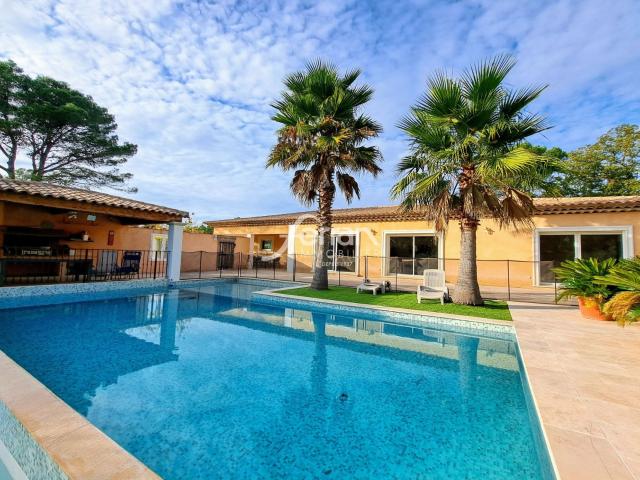 Maison récente plain pied avec piscine et grand terrain ? vo. 203m² Les Arcs