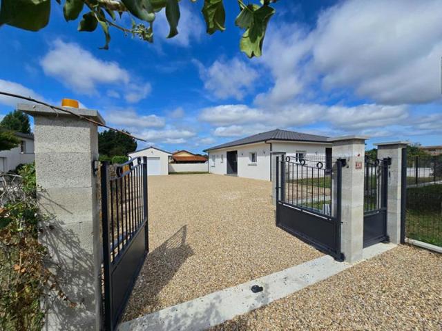 Maison récente plain pied 100m² avec garage