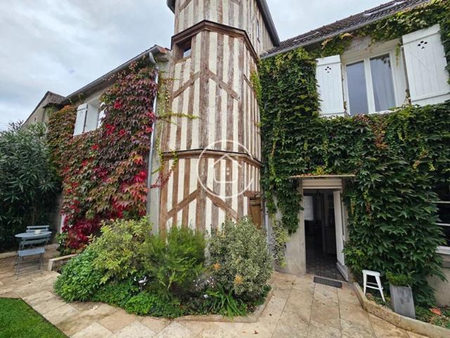 Maison remplie de charme Blois quartier saint Nicolas