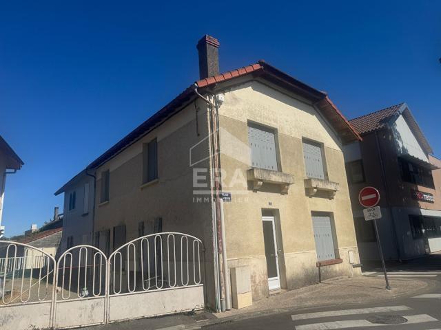 Maison rénové centre ville avec jardin