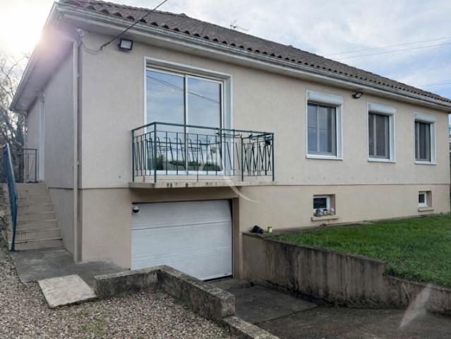 MAISON RENOVEE 4 CHAMBRES AVEC GRAND JARDIN