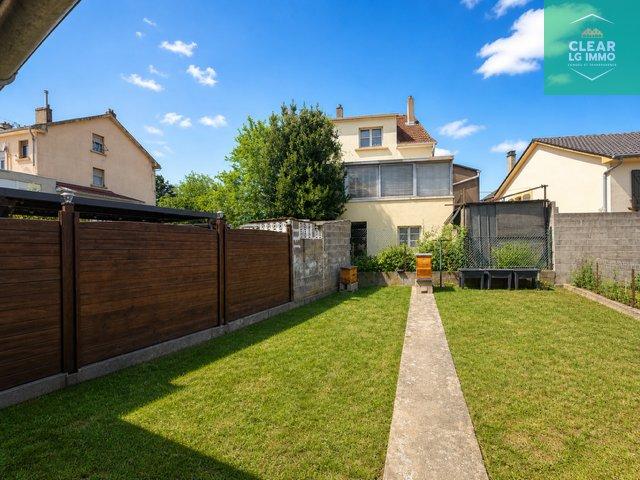 Maison rénovée 4 pièces avec jardin à Uckange