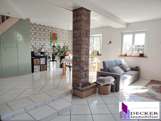 Maison rénovée 4 pièces de 100 m² sur 4,41 ares