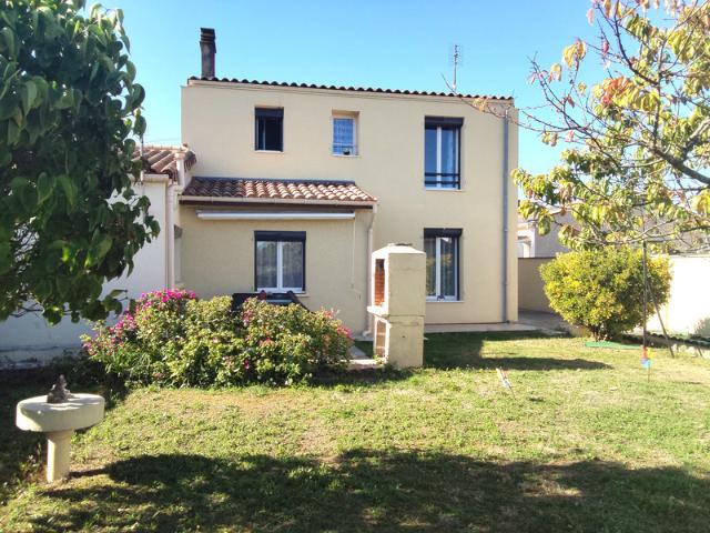 Maison rénovée 5 pièces – 93 m² – Pons 17160 – calme et vue sur le Donjon