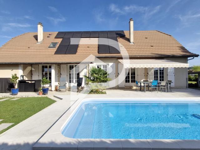 Maison rénovée 6 pièces 189 m² avec piscine proche Orthez 189m² Orthez