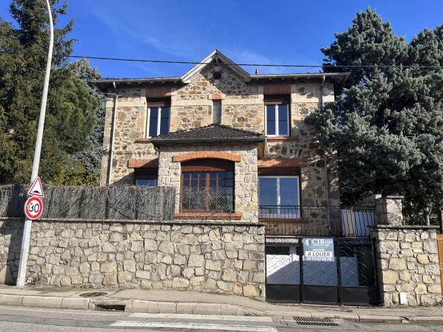 Maison rénovée 113 m2 + jardin