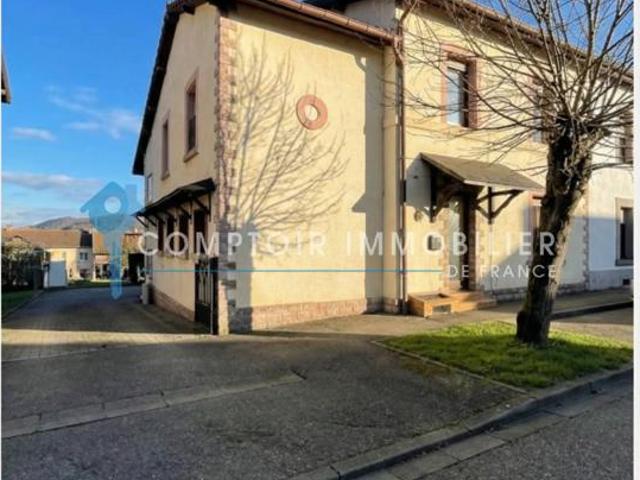 Maison rénovée 141 m2 4 chambres Jardin 450 m2 Stiring