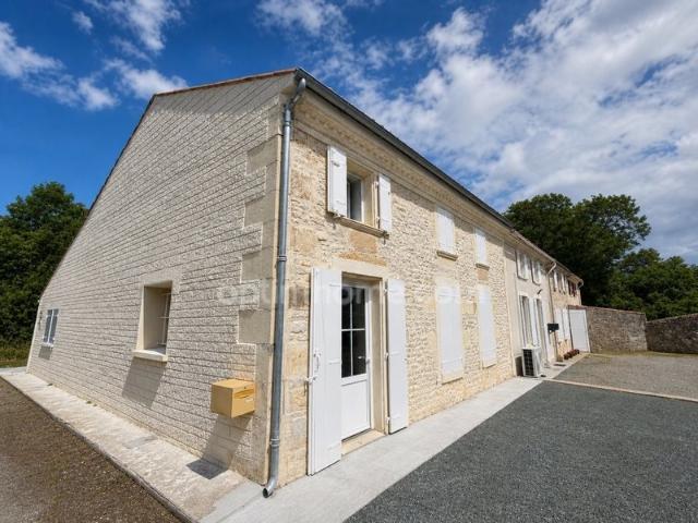 Maison rénovée 150 m² 3 chambres Suite parentale Jardi. 150m² Moragne
