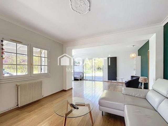 Maison rénovée 160 m², 6 pièces – Terrain 3750 m²