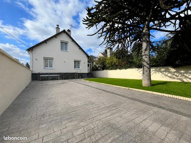 Maison rénovée 166 m² | Nemours | Proche gare et A6