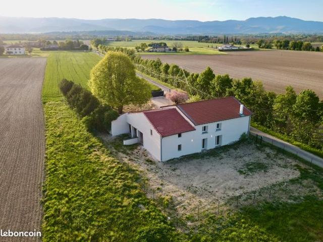 Maison rénovée 220 m² + Dépendance – Terrain 1 680 m2