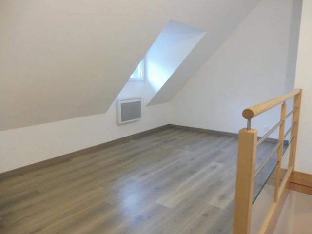 Maison rénovée, 3 chambres, sous sol complet
