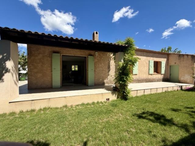 MAISON RENOVÉE T4 DE PLAIN PIED + GARAGE A VENDRE PROCHE CE