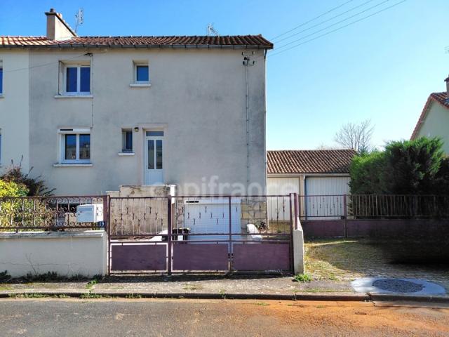 Maison rénovée à vendre 3 pièces 75m2 CHAUVIGNY 86